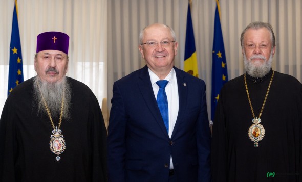 Alexandru Munteanu s-a întâlnit cu mitropoliții Vladimir și Petru
